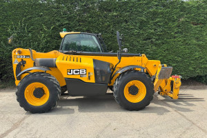 Телескопический погрузчик JCB 533-105 2017 г. 55 кВт * 6196,3 м/ч. 