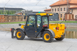 JCB 525-60 2018 y. 54,5 kW/ 3494 m/h.  № 5284