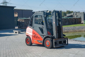 Погрузчик вилочный Linde H40T-02 2014 г. 55 кВт. 7280 м/ч.,  №4820