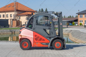 Погрузчик вилочный Linde H40T-02 2014 г. 55 кВт. 7280 м/ч.,  №4820