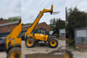 JCB 535-95 20240 y. 55 kW * 3338 m/h.