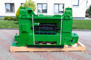 Адаптер (переходная рамка) на два ролика для заготовки корнажа на John Deere серий 8000 / 9000