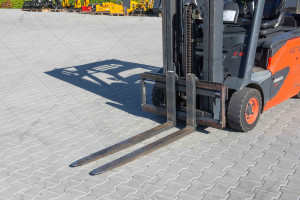 Электропогрузчик Linde E16P-02 2017 г. 4296 м/ч., №5524