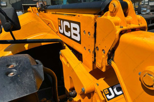Телескопический погрузчик JCB 535-95 2020 г. * Дж 2980 м/ч.