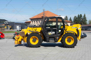 Телескопический погрузчик JCB 533-105 2015 г. 55 кВт 3701 м/ч. №6748