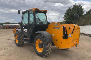 Телескопический погрузчик JCB 535-125 2017 г. 3234 м/ч. 