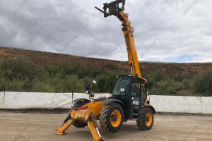 Телескопический погрузчик JCB 535-125 2017 г. 3234 м/ч. 