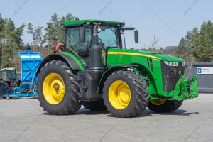 John Deere 8370R 2020 y. 370 h.p.  6025,8 m/h.,  №5226