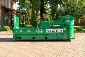 Подрібнювач, розкидач тюків Spread-a-Bale MAXI ST 130