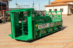 Измельчитель, разбрасыватель тюков Spread-a-Bale MAXI ST 130