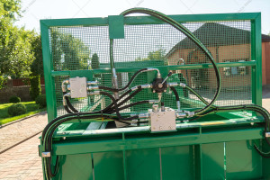 Измельчитель, разбрасыватель тюков Spread-a-Bale MAXI ST 130