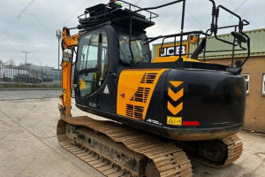 Гусеничний екскаватор JCB JS130LC+ 2019 р. 81 кВт 4583 м/год.