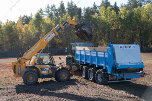 Розкидач органічних добрив А.ТОМ 24 з системою диференційованого внесення 