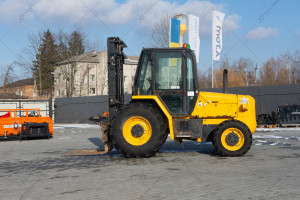Вилочный погрузчик JCB 926-4 4WD 2017 г. 4360,4 м/ч. № 5148