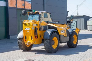 Телескопический погрузчик JCB 533-105 2015 г. 55 кВт. 6973,9 м/ч., № 3803