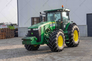 Трактор John Deere 8335R 2013 г. 335 к.с. 5401 м/ч., № 3744 