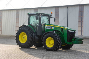John Deere 8335R 2013 y. 335 h.p. 5724 m/h. № 3744 