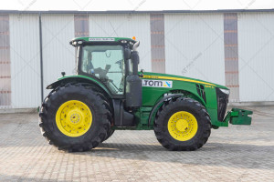 John Deere 8335R 2013 y. 335 h.p. 5724 m/h. № 3744 
