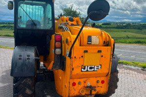 Телескопический погрузчик JCB 535-125 2011 г. 5000 м/ч.