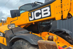 Телескопический погрузчик JCB 535-125 2011 г. 5000 м/ч.