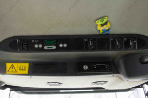 CLAAS LEXION 570 2005 y. 273 kW. 3378/2644 m/h with V750 header №5039