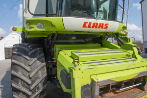 CLAAS LEXION 570 2005 y. 273 kW. 3378/2644 m/h with V750 header №5039