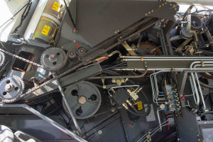 CLAAS LEXION 570 2005 y. 273 kW. 3378/2644 m/h with V750 header №5039