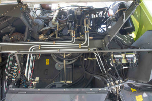 CLAAS LEXION 570 2005 y. 273 kW. 3378/2644 m/h with V750 header №5039