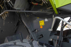 CLAAS LEXION 570 2005 y. 273 kW. 3378/2644 m/h with V750 header №5039